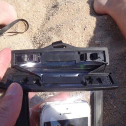 POCHETTE ETANCHE MP3 AVEC PRISE JACK ETANCHE SEAWAG 13 POCHETTE ETANCHE MP3 AVEC PRISE JACK ETANCHE SEAWAG -Nauti Games Boutique pochette etanche mp3 avec prise jack etanche seawag 4